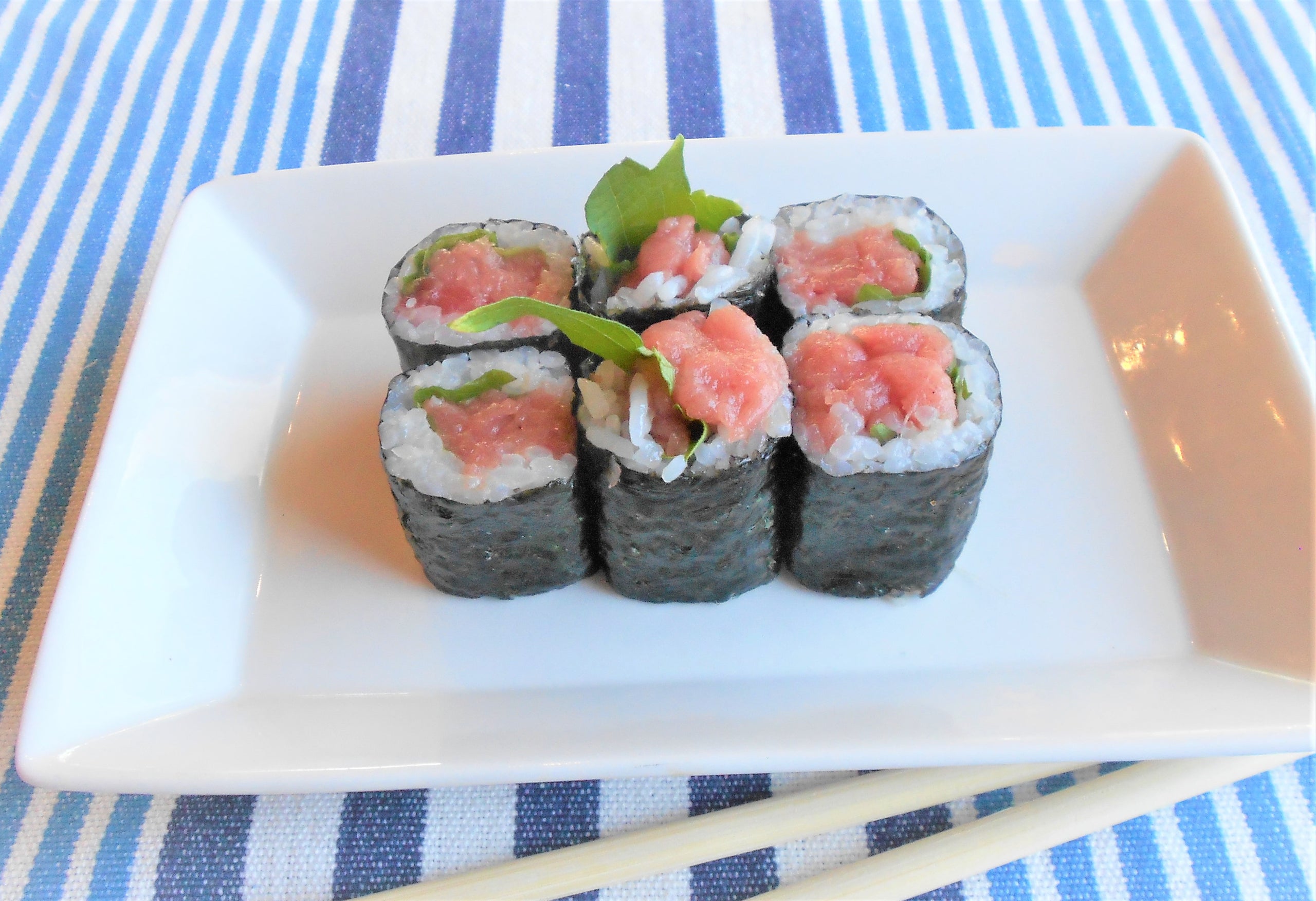 Tekkamaki Tuna Sushi Roll Recipe